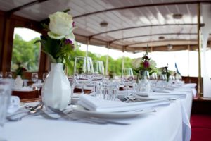 adeline-detailes-gedekte-tafels-scaled