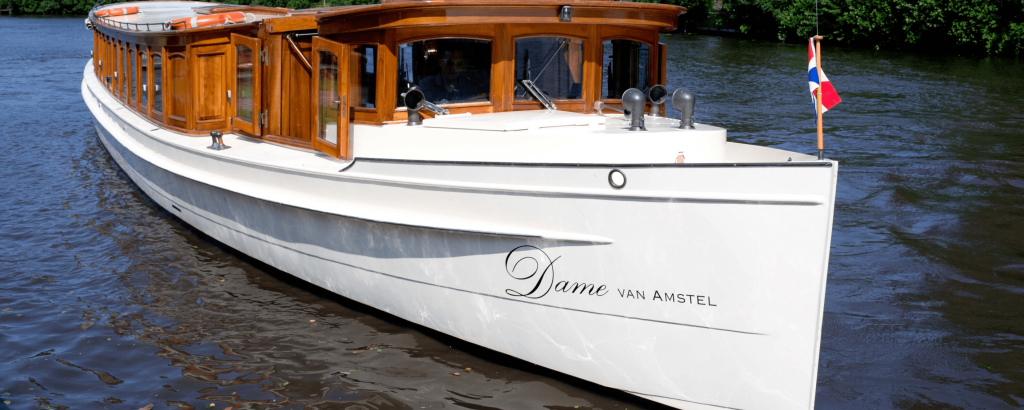 damevanamstel-hero@2x