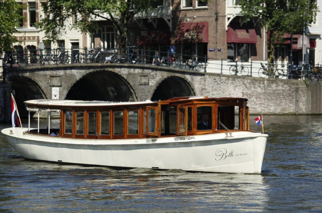 eten op rondvaartboot